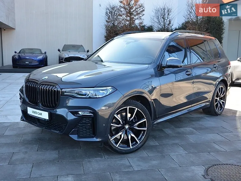 BMW X7