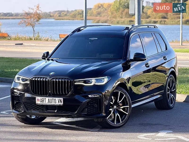BMW X7