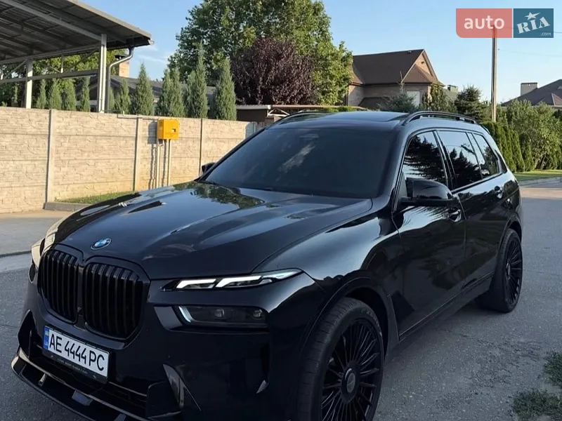 BMW X7