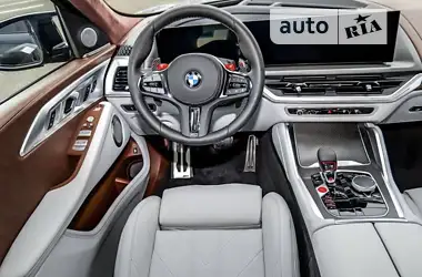 BMW XM 2024