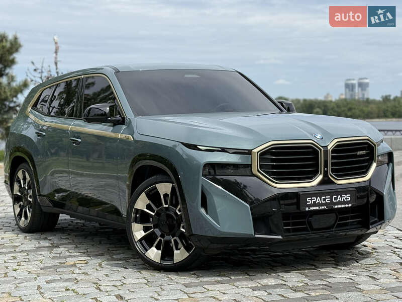 BMW XM 2023