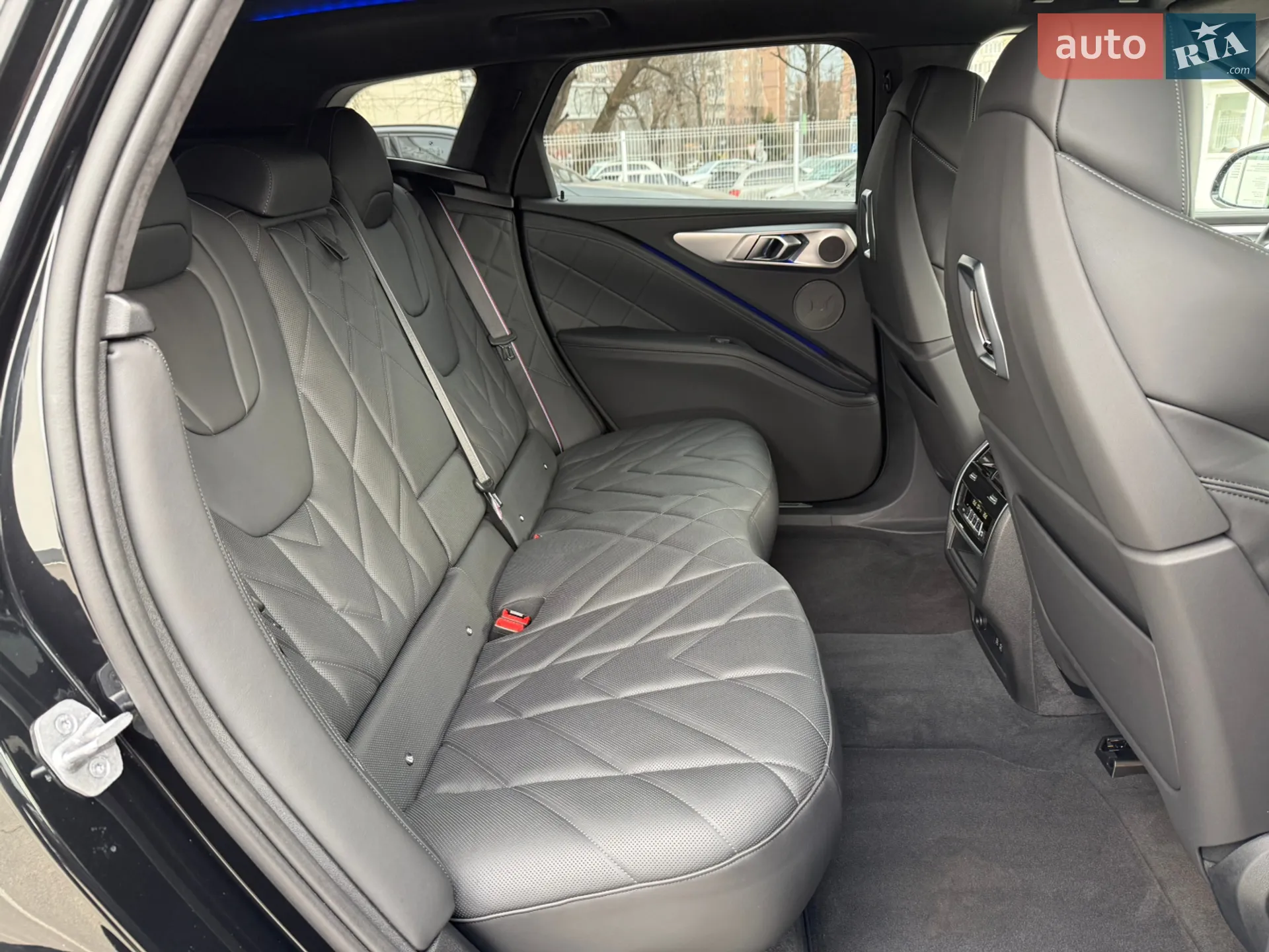 2023 BMW XM - мініатюра 35