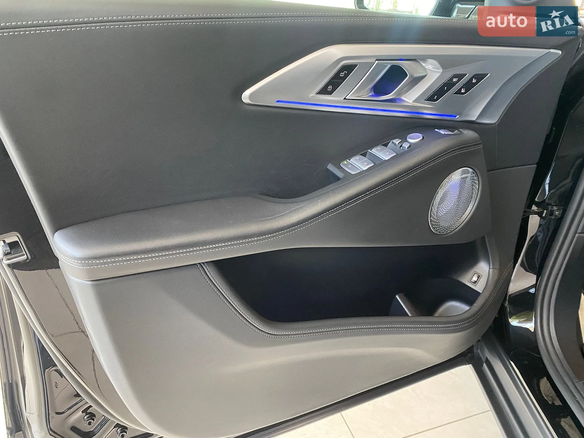 2023 BMW XM - мініатюра 42