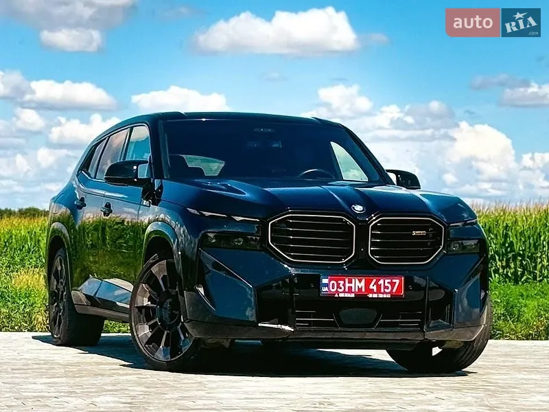 BMW XM 2023