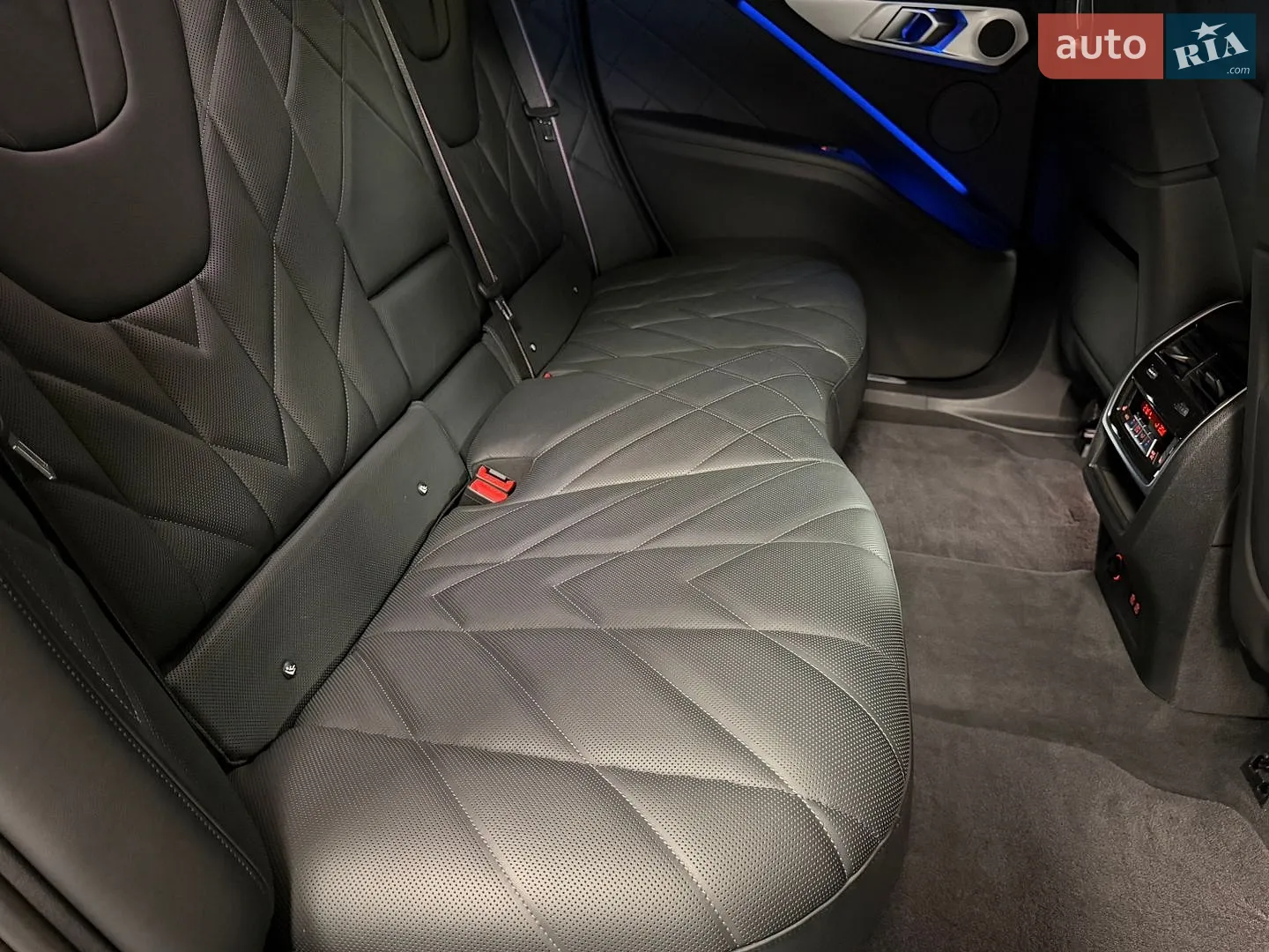2023 BMW XM - мініатюра 56