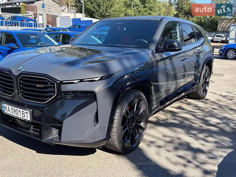 BMW XM