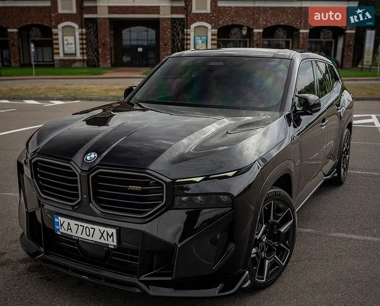 BMW XM