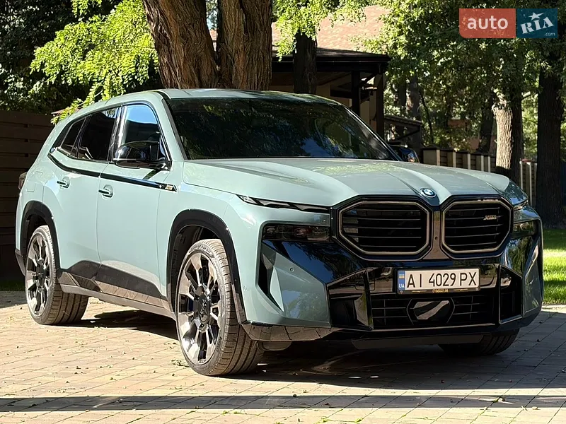 BMW XM