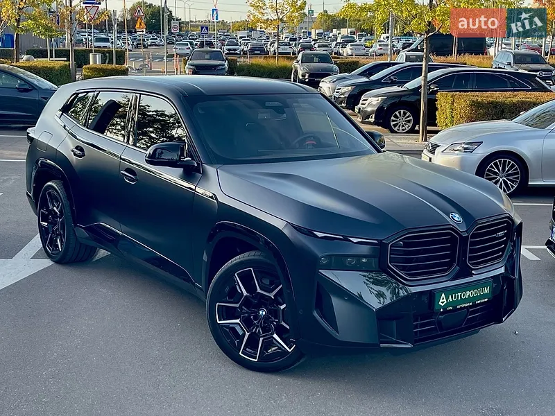 BMW XM