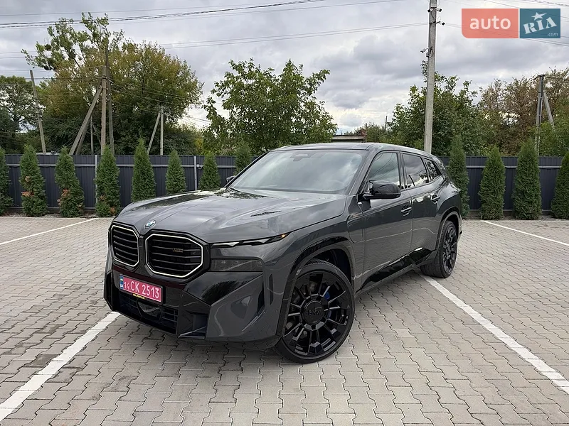 BMW XM