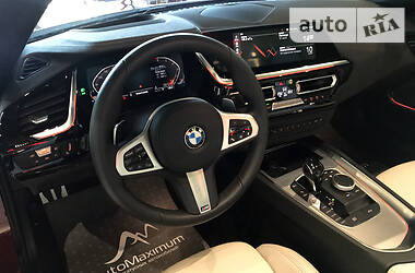 Кабриолет BMW Z4 2019 в 