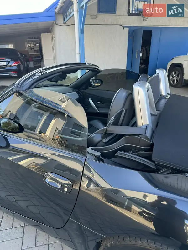 BMW Z4 2008 VIN WBABU51060LK41744 фото оголошення 14 з 49
