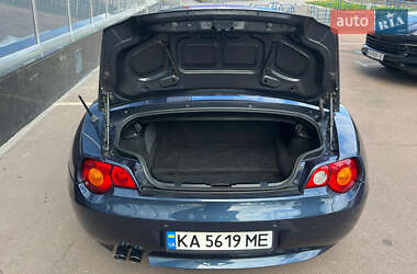 Родстер BMW Z4 2004 в 