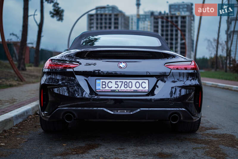 Родстер BMW Z4 2019 в Киеве фото 16 Родстер BMW Z4 2019 в Киеве