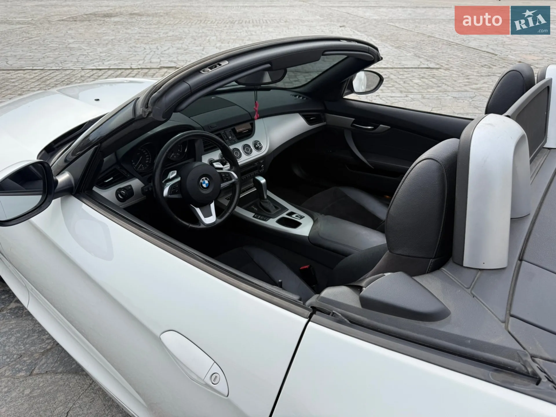 2011 BMW Z4 - мініатюра 15