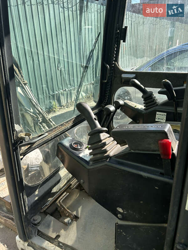 Миниэкскаватор Bobcat 323 2006 в Тернополе