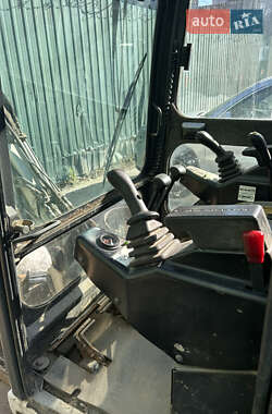 Миниэкскаватор Bobcat 323 2006 в 