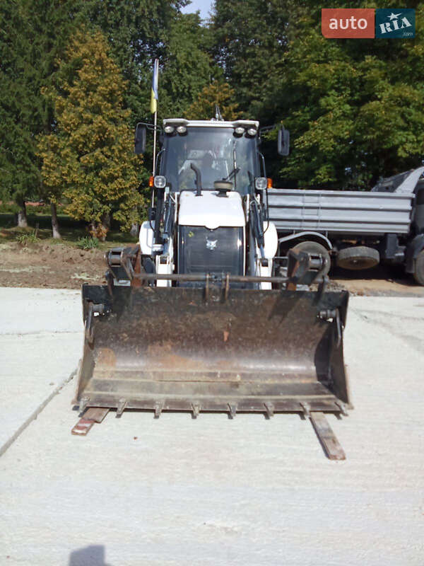 Екскаватор навантажувач Bobcat 730 2023 в Трускавці
