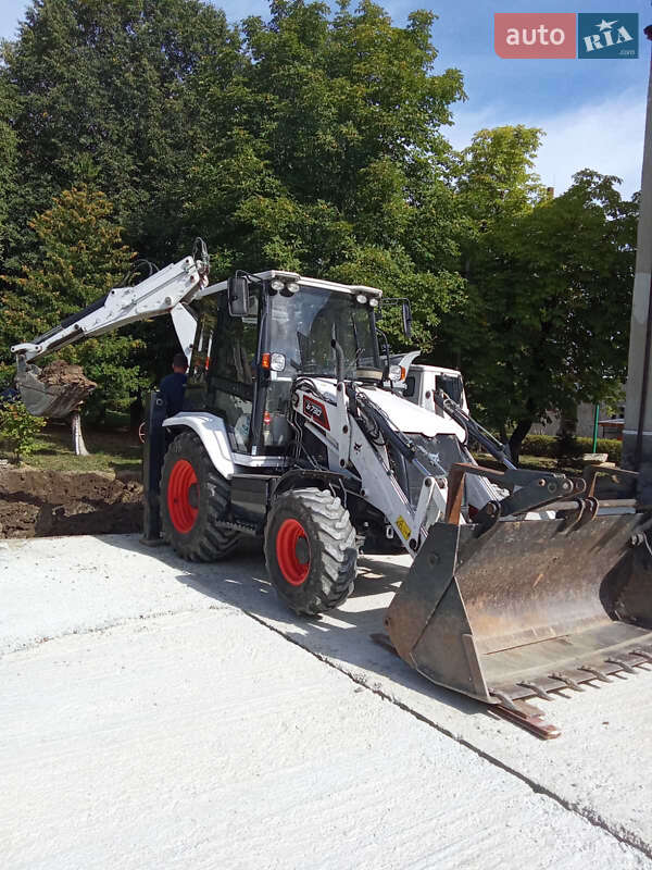 Екскаватор навантажувач Bobcat 730 2023 в Трускавці
