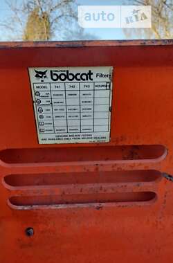 Минипогрузчик Bobcat 743 2000 в Хотине