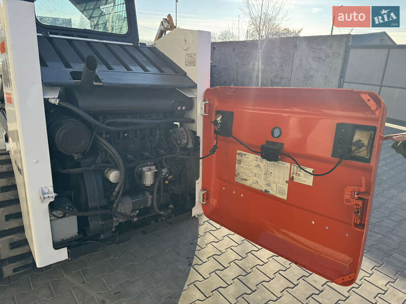 Фронтальный погрузчик Bobcat 864 2004 в Каменец-Подольском