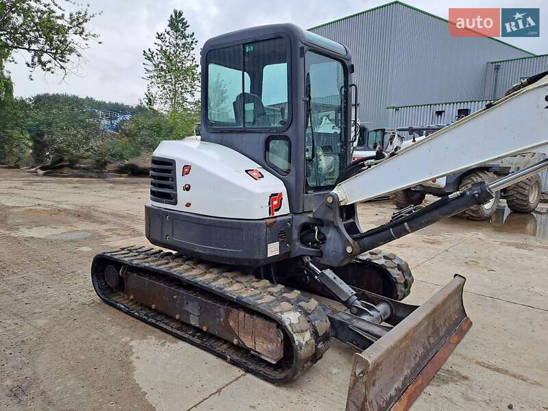 Bobcat Е50 2016
