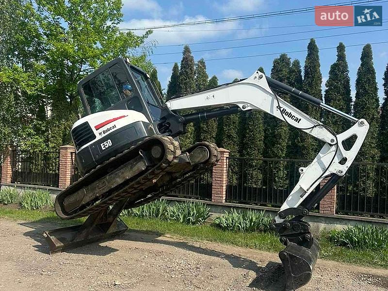 Миниэкскаватор Bobcat Е50 2013 в Ивано-Франковске