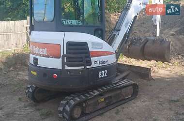 Миниэкскаватор Bobcat E 2009 в 