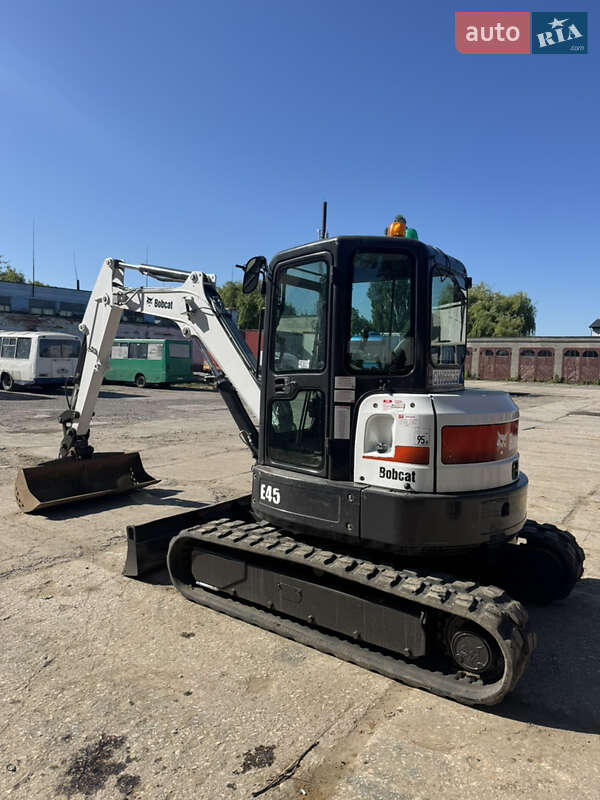 Миниэкскаватор Bobcat E 2020 в Луцке