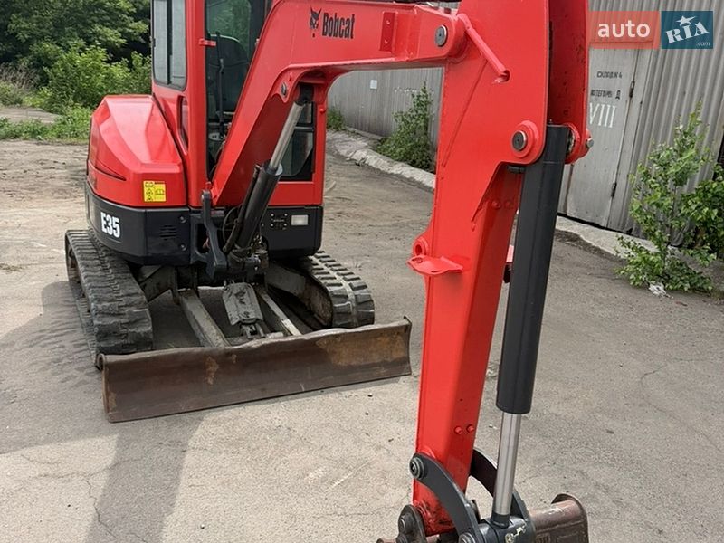 Миниэкскаватор Bobcat E 2010 в Луцке
