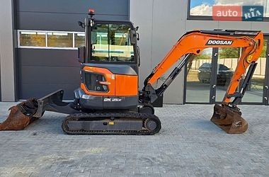 Міні-екскаватор Bobcat E 2022 в Луцьку