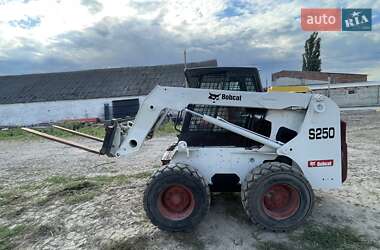 Минипогрузчик Bobcat S220 2010 в 