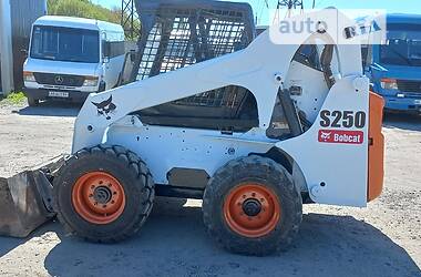 Минипогрузчик Bobcat S250 2005 в Виннице