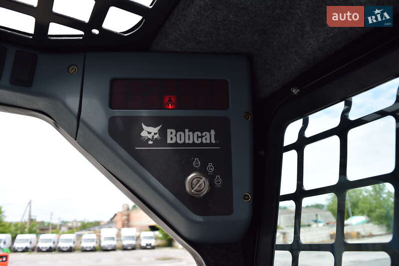 Минипогрузчик Bobcat S250 2004 в Ровно