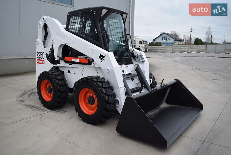 Минипогрузчик Bobcat S250 2007 в Ровно