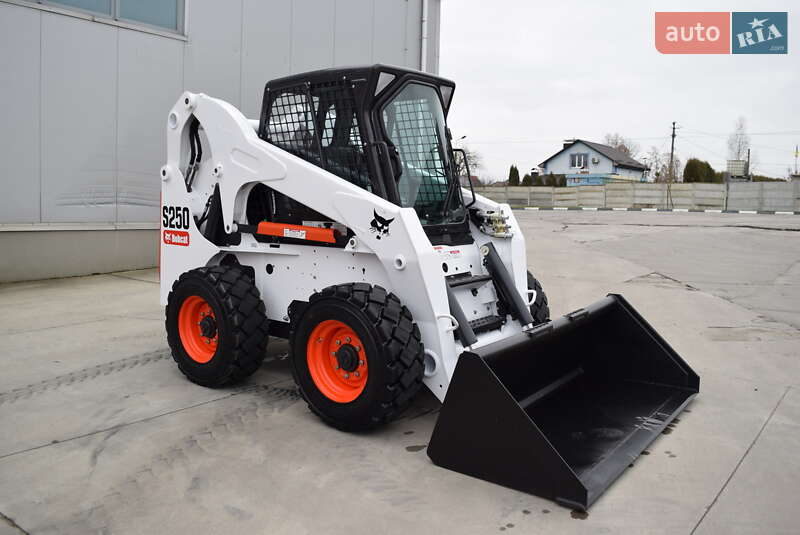 Bobcat S250 2004