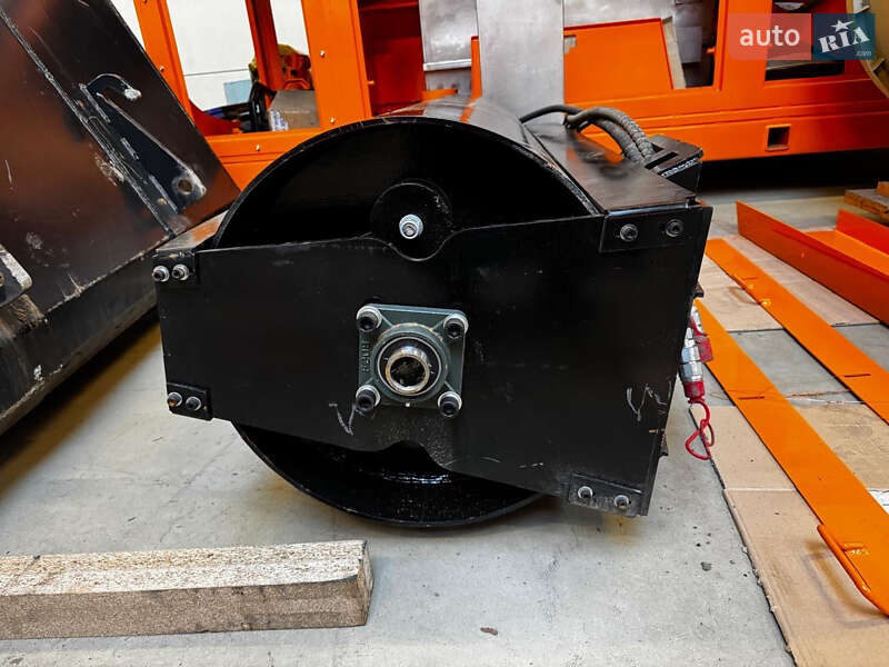 Минипогрузчик Bobcat S300 2010 в Луцке