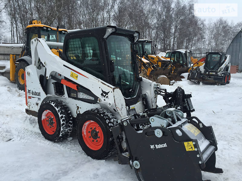 Минипогрузчик Bobcat S530 2015 в Киеве