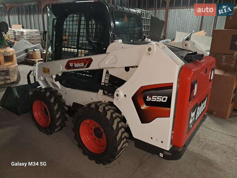 Экскаватор погрузчик Bobcat S550 2024 в Черновцах