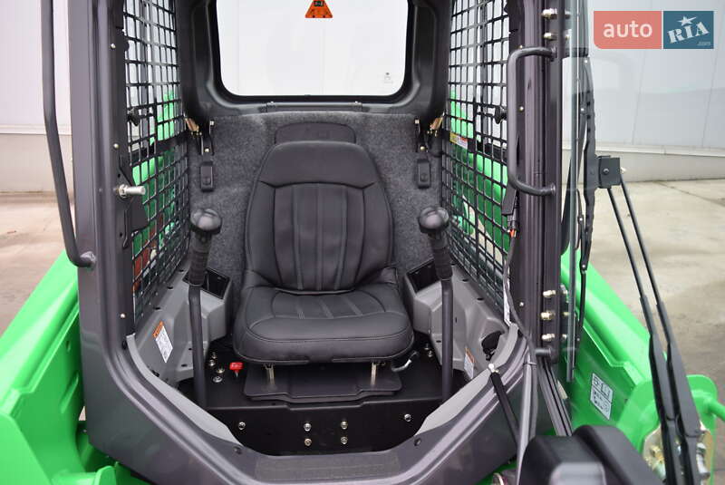 Міні-вантажник Bobcat S550 2017 в Рівному