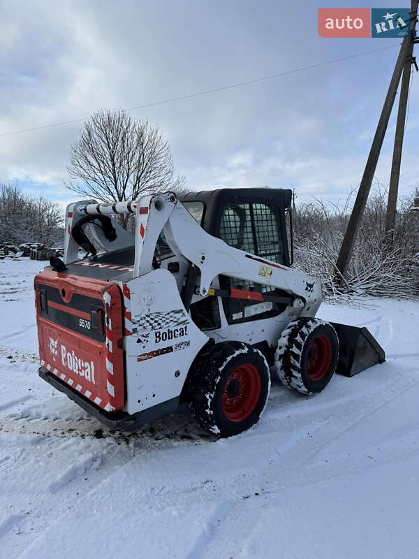 Минипогрузчик Bobcat S570 2016 в Тернополе