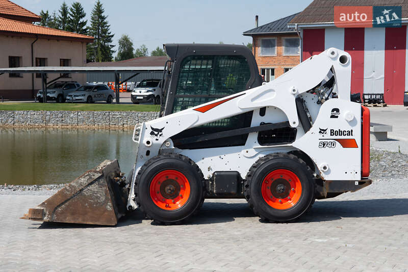 Минипогрузчик Bobcat S740 2020 в 