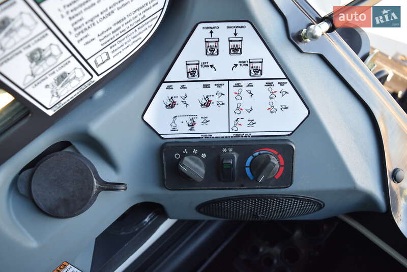 Міні-вантажник Bobcat S750 2014 в Рівному