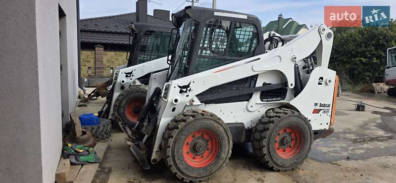 Минипогрузчик Bobcat S750 2012 в 