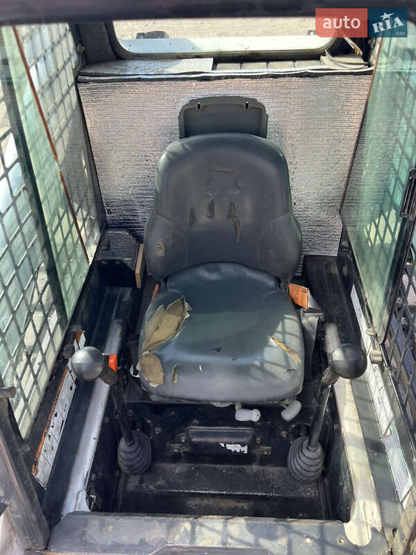 Минипогрузчик Bobcat T190 2002 в Ковеле