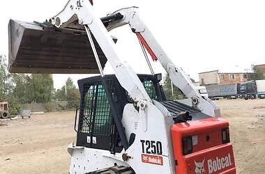 Другая спецтехника Bobcat T250 2010 в 