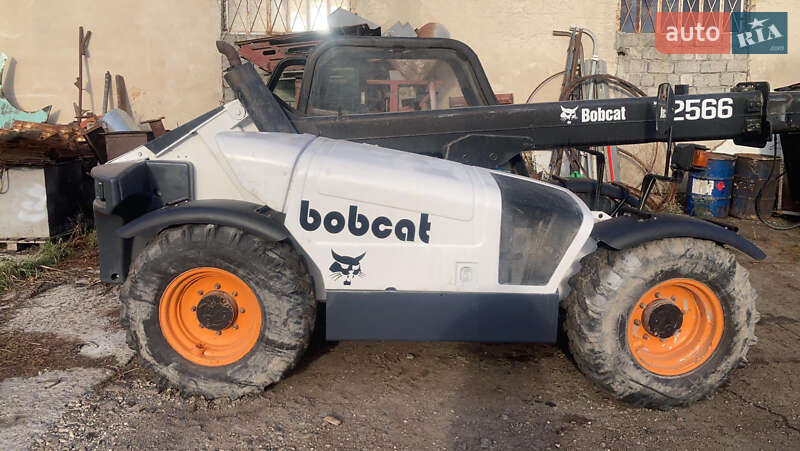 Телескопический погрузчик Bobcat T2556 2006 в Львове