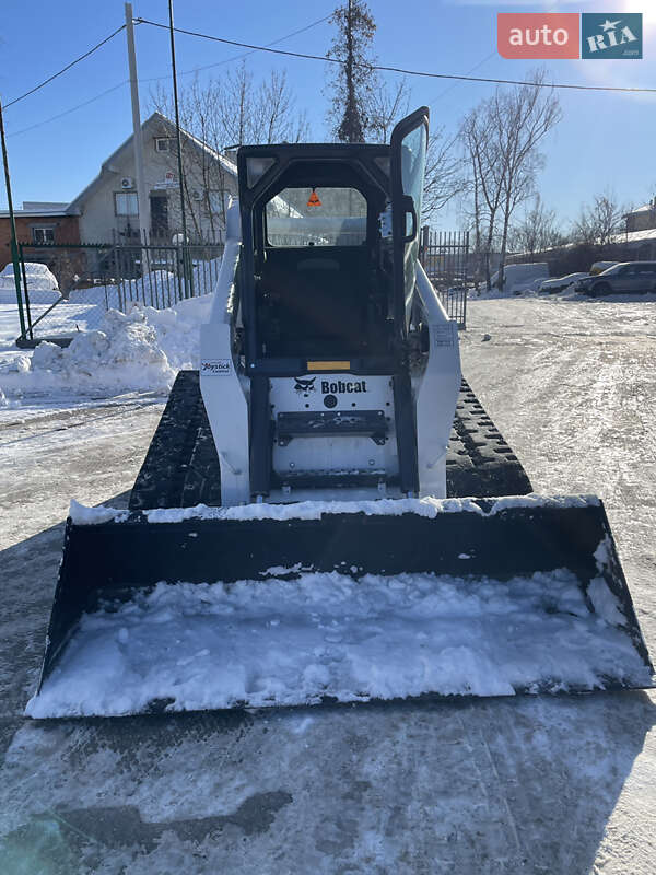 Минипогрузчик Bobcat T300 2009 в Львове