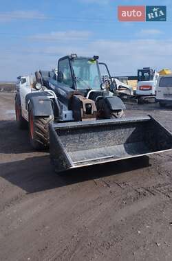 Телескопический погрузчик Bobcat T3071 2003 в 