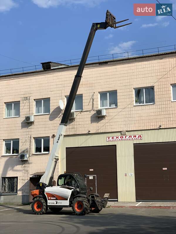 Телескопічні навантажувачі Bobcat T36120 2017 в Києві